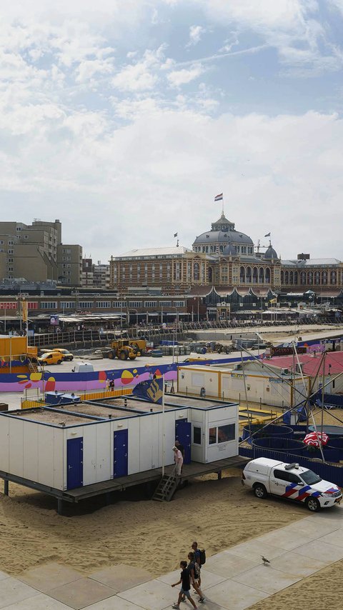 Werkzaamheden Scheveningen strand en boulevard vanuit de lucht