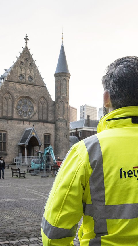 Binnenhof Den Haag.jpg