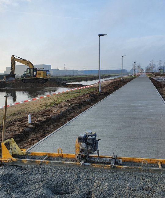 fietspad_gerecycled_beton_hessenpoort_zwolle_heijmans.jpg