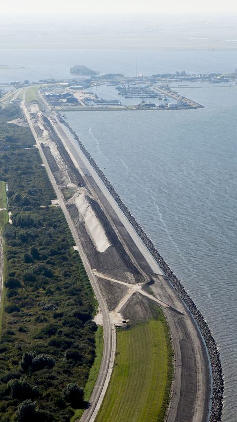 Dijkversterking Lauwersmeerdijk