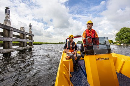 werkboot_lemmer_delfzijl_vaarwegen