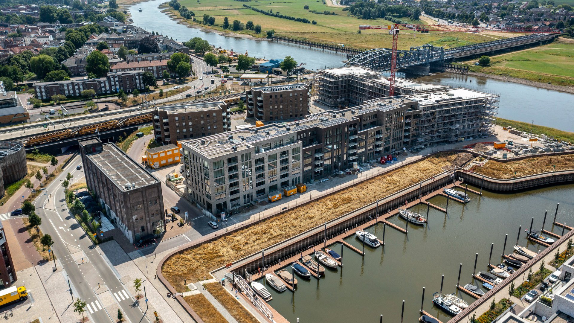 Kade Zuid Noorderhaven Zutphen luchtfoto zomer 2022