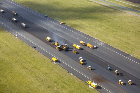 Halfjaarcijfers 2021 - Schiphol - Polderbaan.jpg