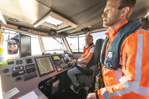 Hybride peilboot Vaarwegen Oost Nederland.jpg