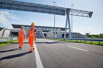 A9 Gaasperdammertunnel #3 IXAS Amsterdam Heijmans Robin en Twan weg.jpg