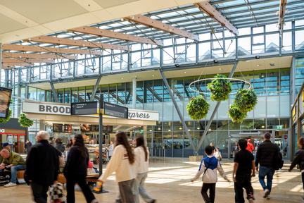 Ontvangsthal metrostation Zuidplein Rotterdam