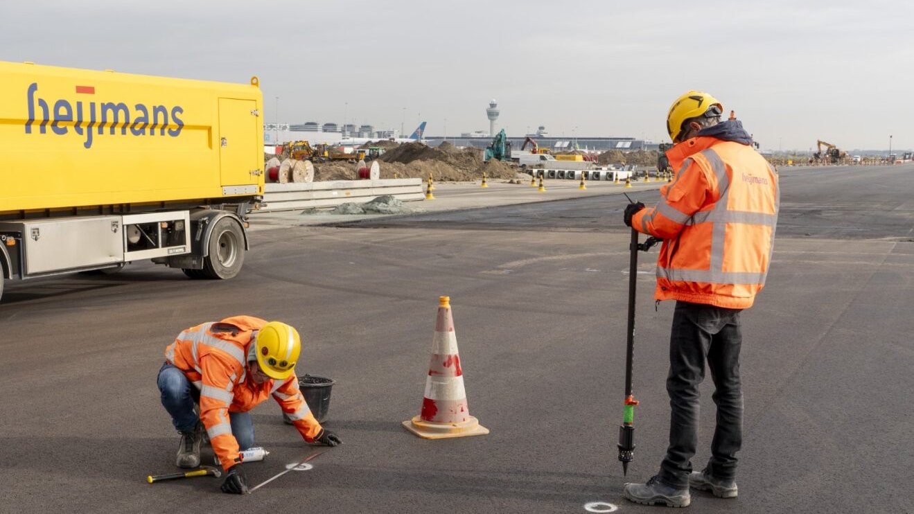 Schiphol recyclen baanlampen Kaagbaan02