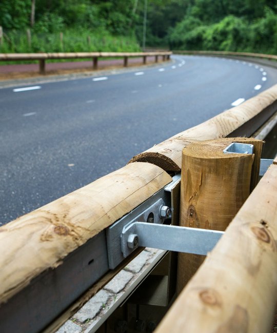 wood.jpg