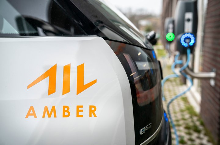 elektrische_deelauto_amber.jpg elektrische_deelauto_amber.jpg