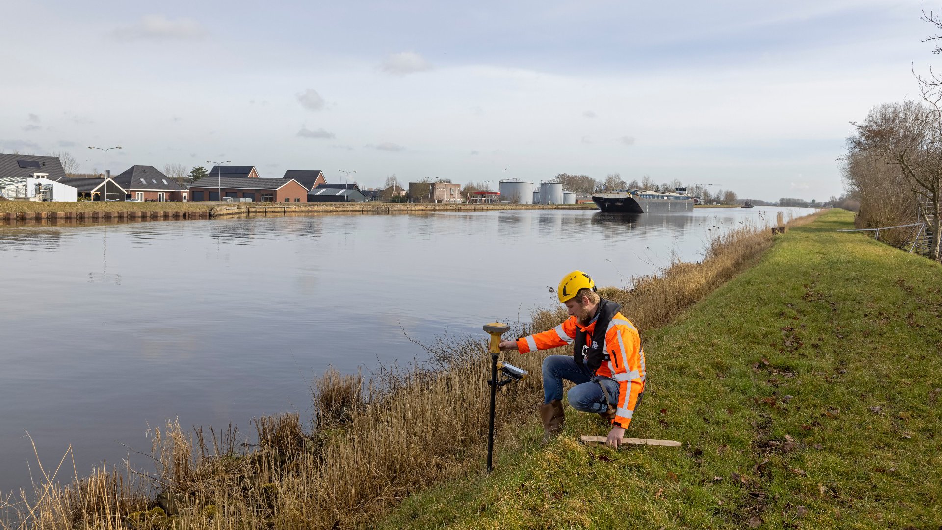 Heijmans waterwerken vaarwegen Lemmer Delfzijl natte infra 1.jpg