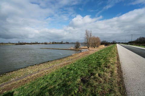 Waterontspanner Schoonhovenseveer Langerak Heijmans assetmanagement infra rivier