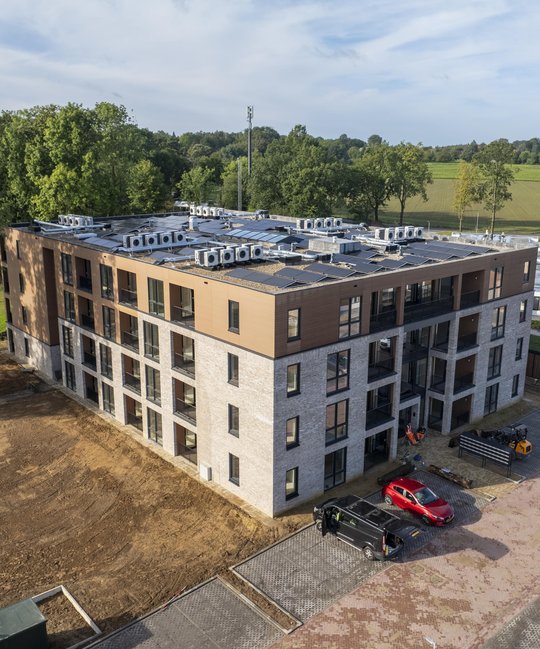 Dronefoto van het appartementencomplex de Gyselaar