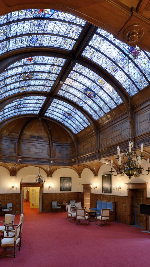 binnenhof-eerste-kamer-centrale-hal-corn-bastiaansen.jpg