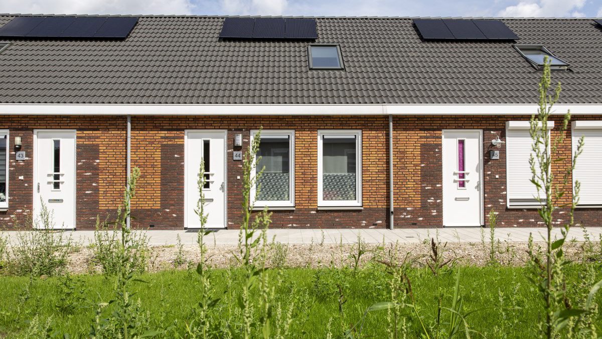 Straatbeeld Heijmans Huismerk woningen in project Schinnen, Vonderstraat.jpg