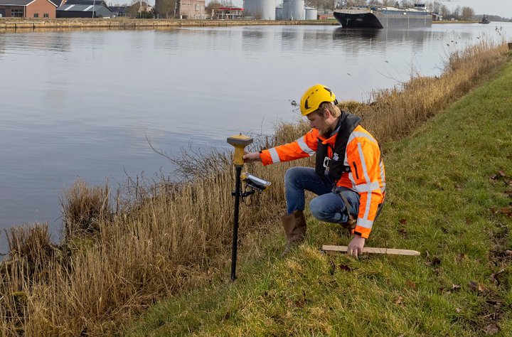 Heijmans waterwerken vaarwegen Lemmer Delfzijl natte infra 1.jpg