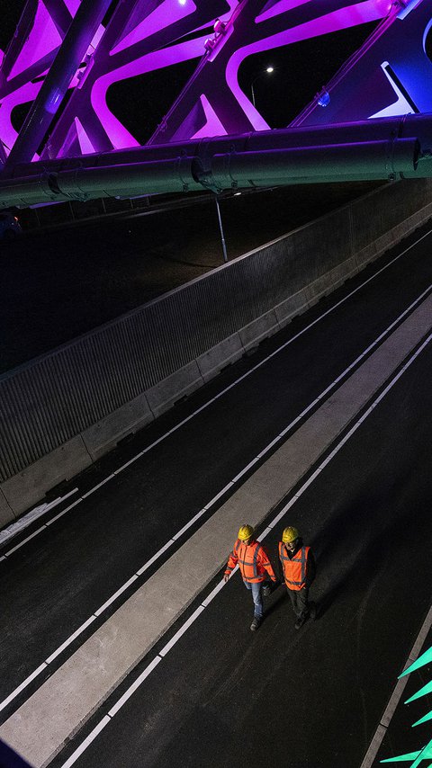 heijmans_tjep_zwerm_lichtkunstwerk_montgomerylaan_eindhoven_8.jpg