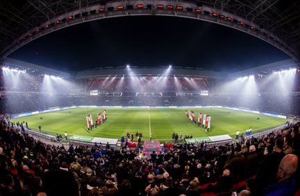 led-verlichting-philips-stadion-heijmans-15.jpg