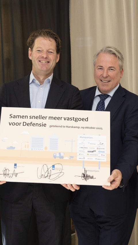 Namens de deelnemende marktpartijen tekende Marc de Vreede, directievoorzitter Bouw & Techniek van Heijmans, bij de lancering van de Commandopost Vastgoed.