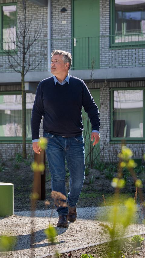 Bas Verstijnen in Dreven, Gaarden en zichten