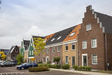 Variƫteit Heijmans Huismerk conceptwoningen in Landsmeer, Luijendijk Zuid.jpg
