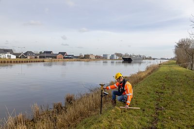 Heijmans waterwerken vaarwegen Lemmer Delfzijl natte infra 1.jpg