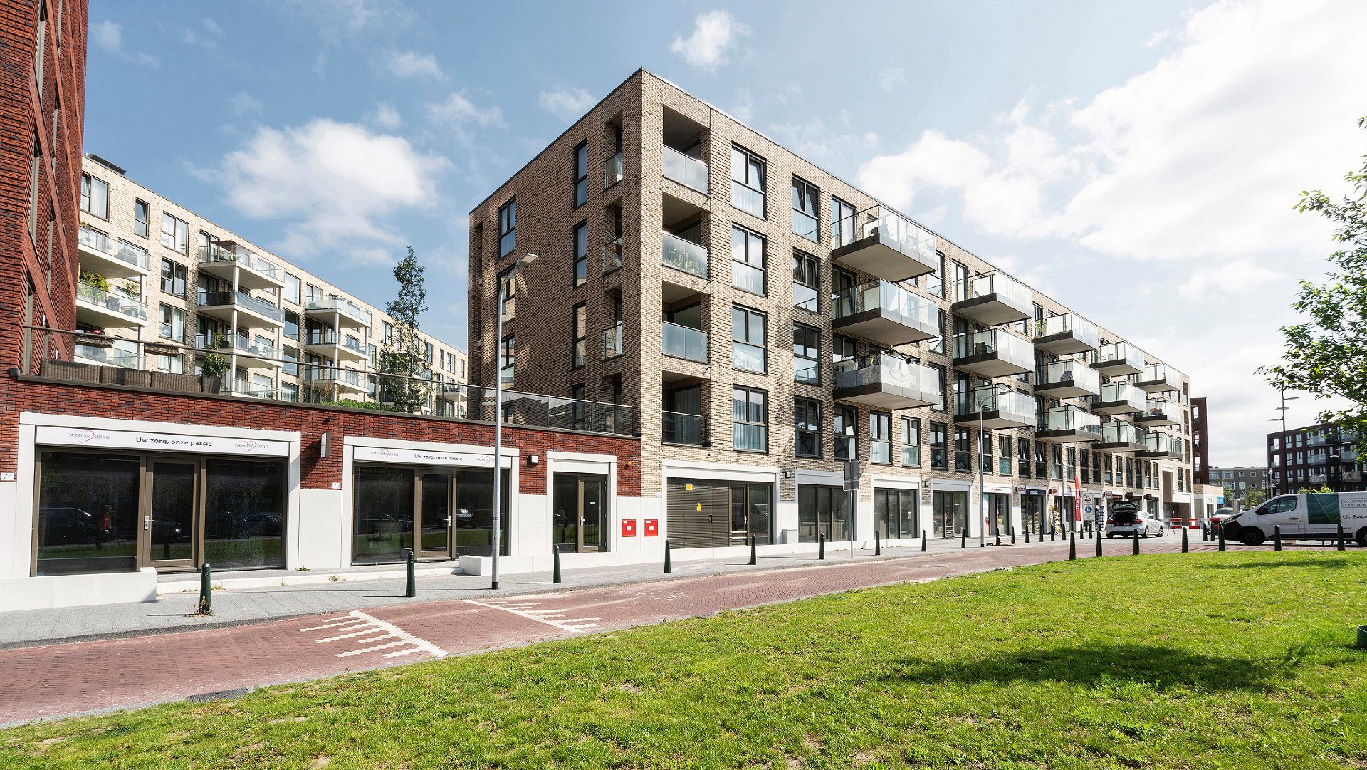 Heijmans Deschooneley HAGA Den Haag entree parkeergarage.jpg