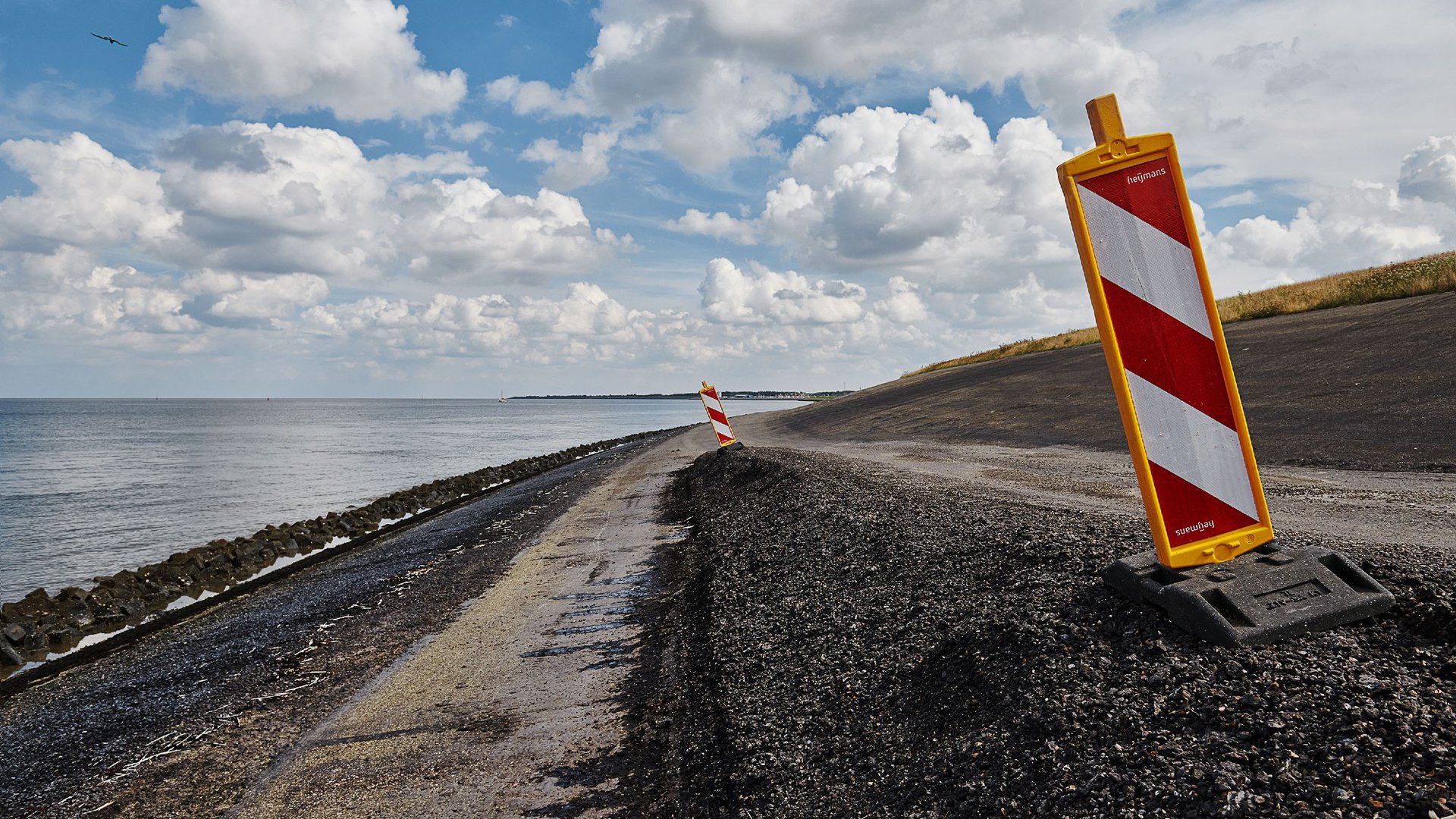 dijkversterking_heijmans_lauwersmeerdijk_7.jpg