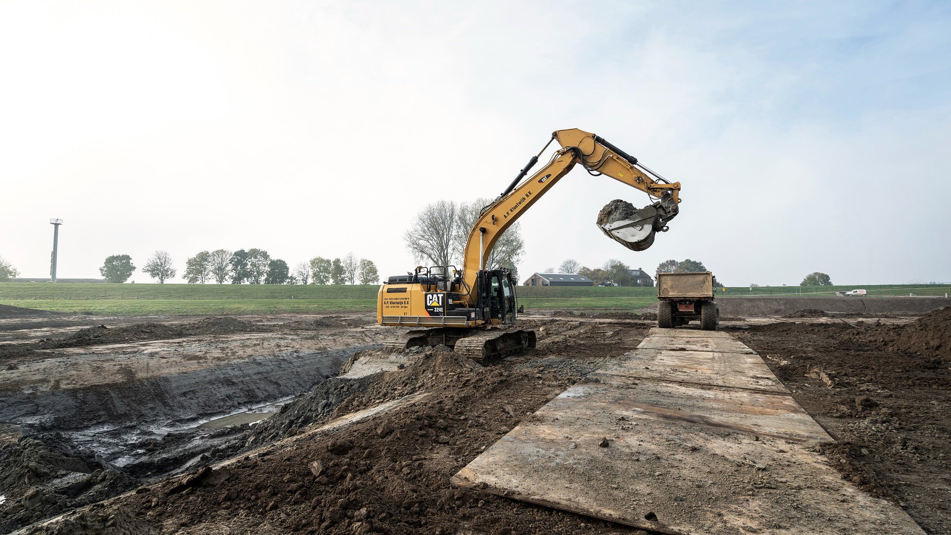 Heijmans_DistriparkDordrecht_ArieJanssen_natuurinclusiefbouwen 9.jpg