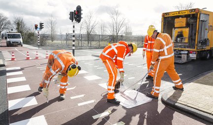 wegmarkering en belijning