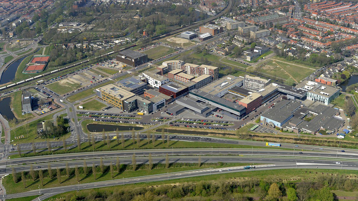 leerpark-luchtfoto-april-2014.jpg