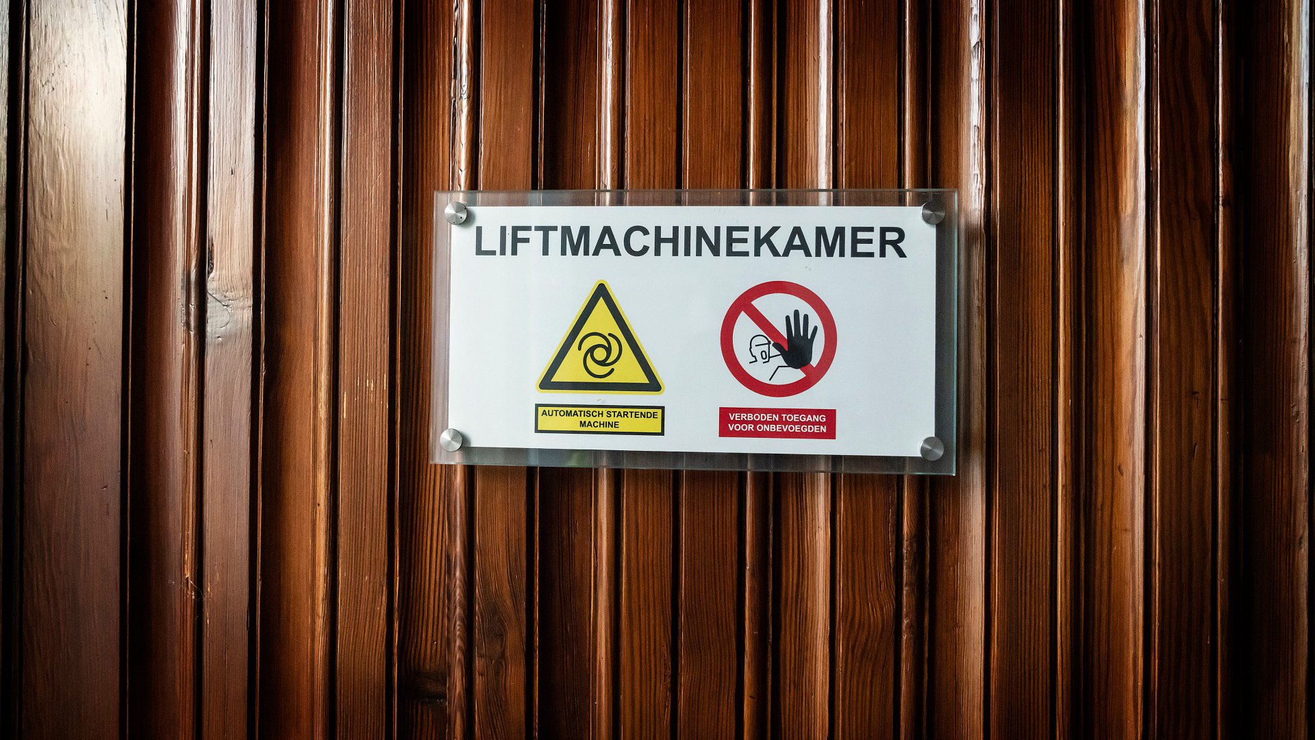 Heijmans_Binnenhof_Den Haag_renovatie_interieur_liftmachinekamer.jpg