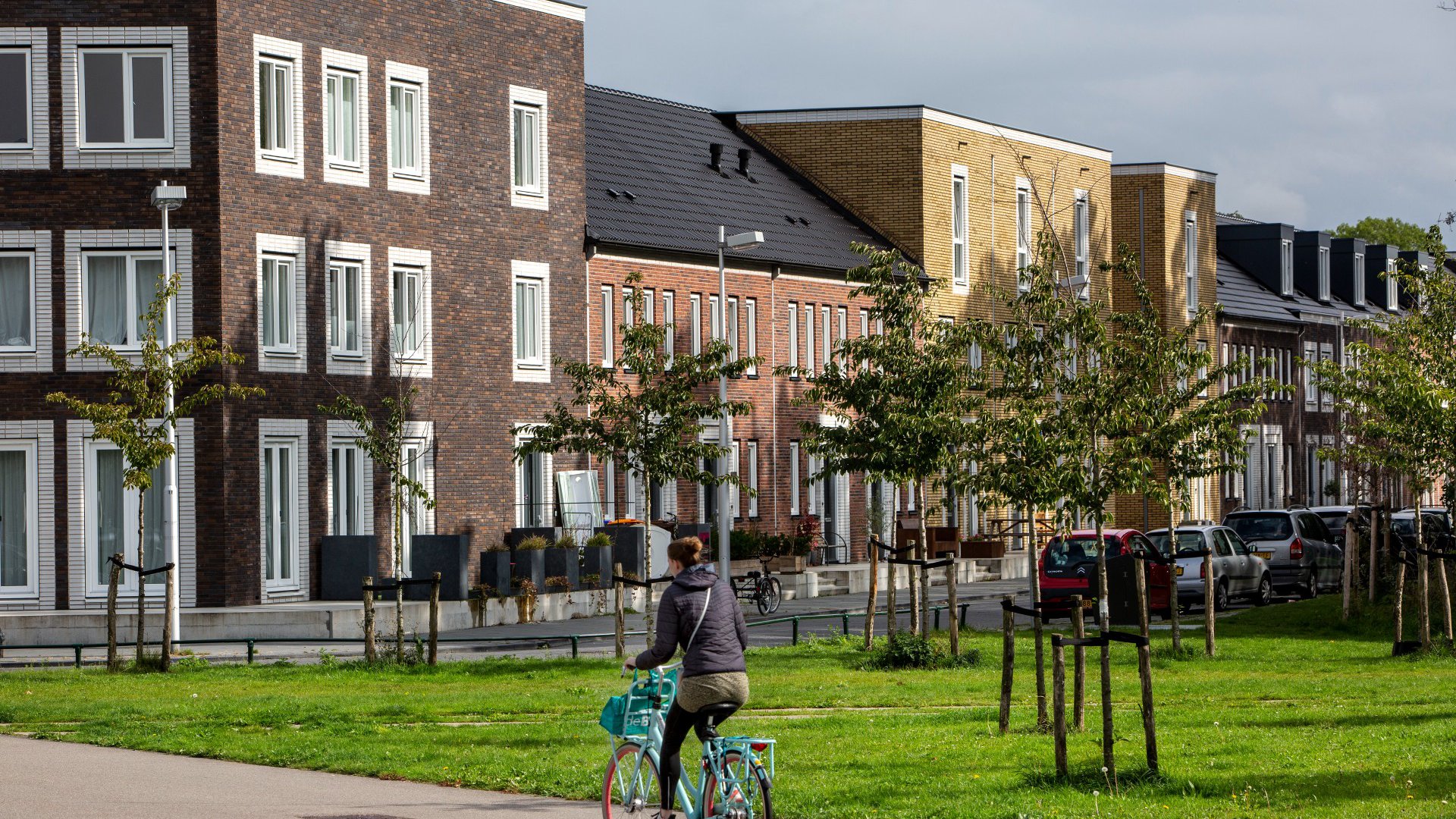 Grauwaart Leidsche Rijn Utrecht Heijmans Huismerk conceptwoningen fietser.jpg