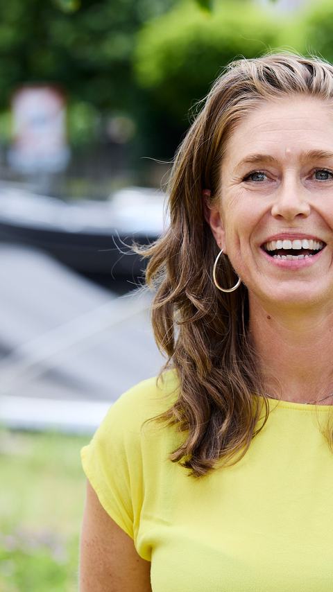 Marrit van der Schaar lacht in de camera