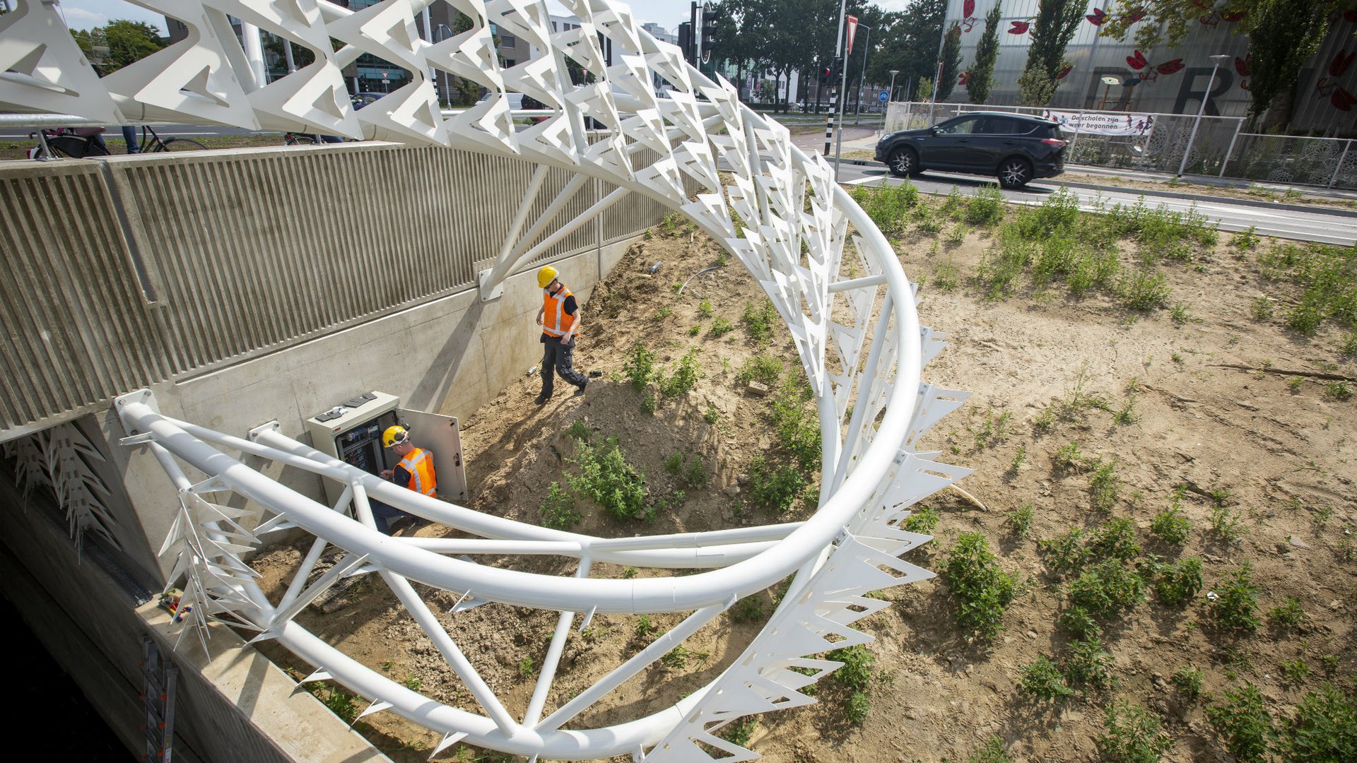 installatie_lichtkunstwerk_zwerm_montgomerylaan_eindhoven_heijmans_3.jpg