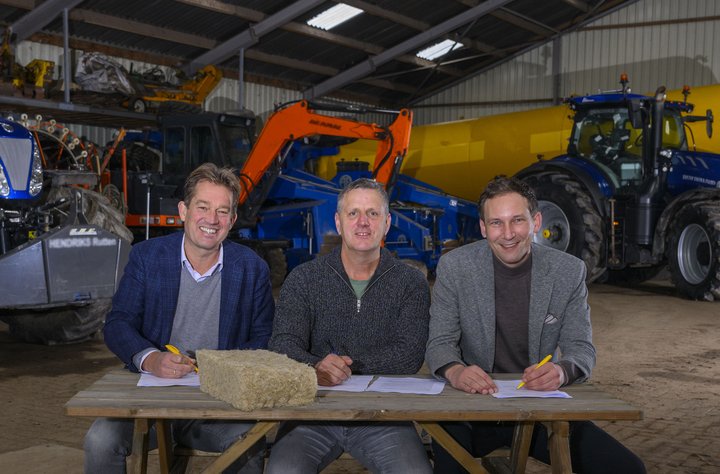 Heijmans tekent samenwerking met agrariër in Heerenveen