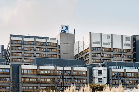 Heijmans_ziekenhuis LUMC_Leiden_services gebouw.jpg