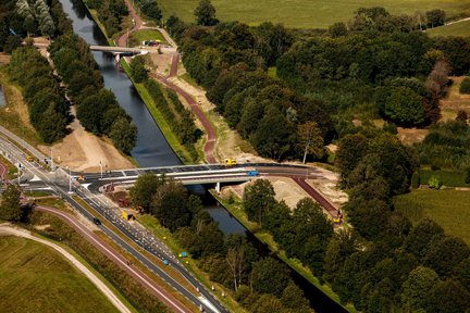 Heijmans Eindhoven NoordWest infrastructuur viaduct luchtfotografie.jpg