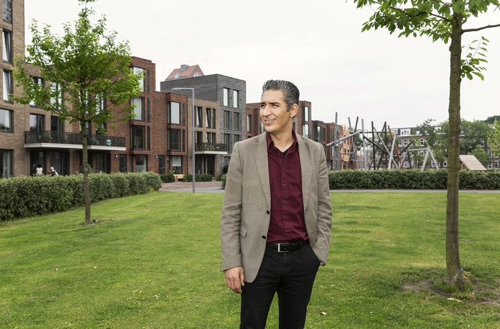 langs_de_lijn_nieuw_crooswijk_chakir_2.jpg langs_de_lijn_nieuw_crooswijk_chakir_2.jpg