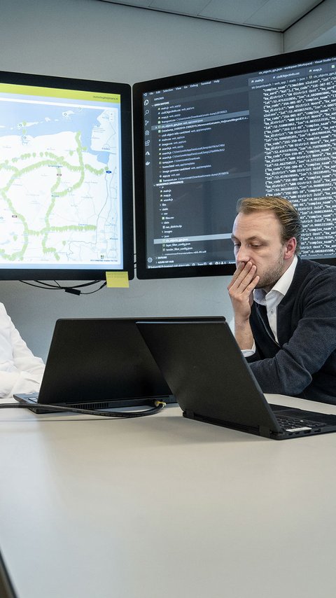 heijmans_teunschutte_mennovanleeuwen_data_infra_bits_en_beats_.jpg